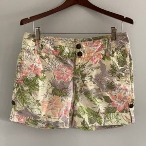 Floral Shorts!